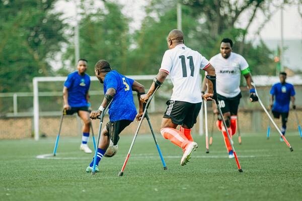 CBA（中国男子篮球职业联赛）