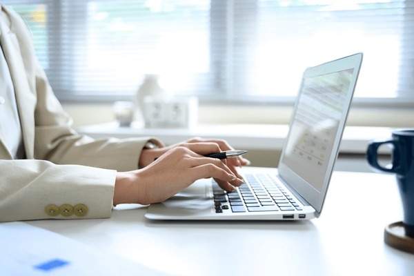 绿色博彩：公益项目捐赠行动